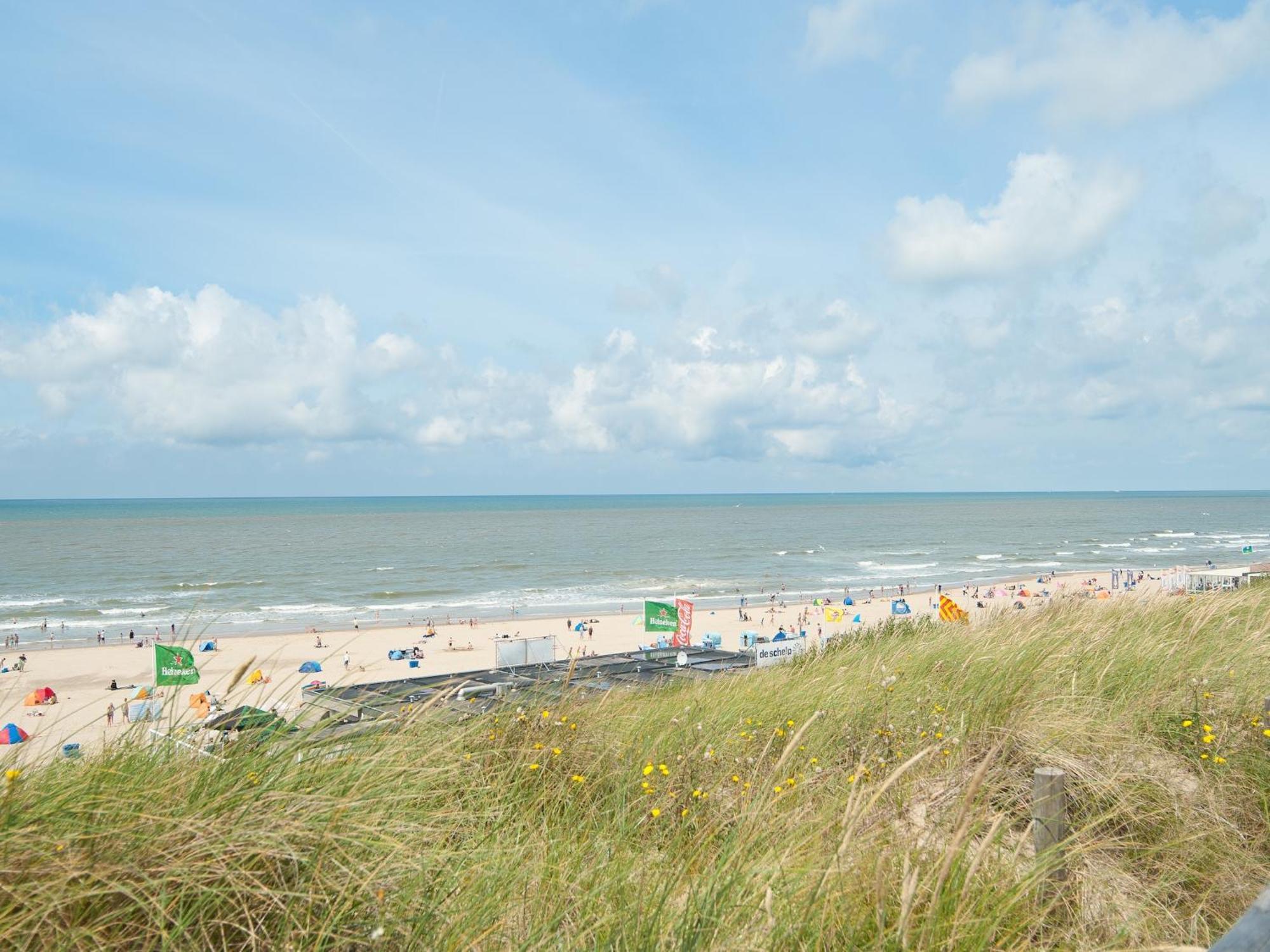 Beautiful Apartment In Callantsoog Near Beach Exteriör bild
